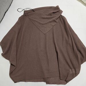 ZARA Flowy sweater with an asymmetrical neck and wide sleeves Size Small